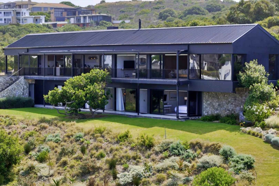 4 Bedroom Property for Sale in Stilbaai Wes Western Cape